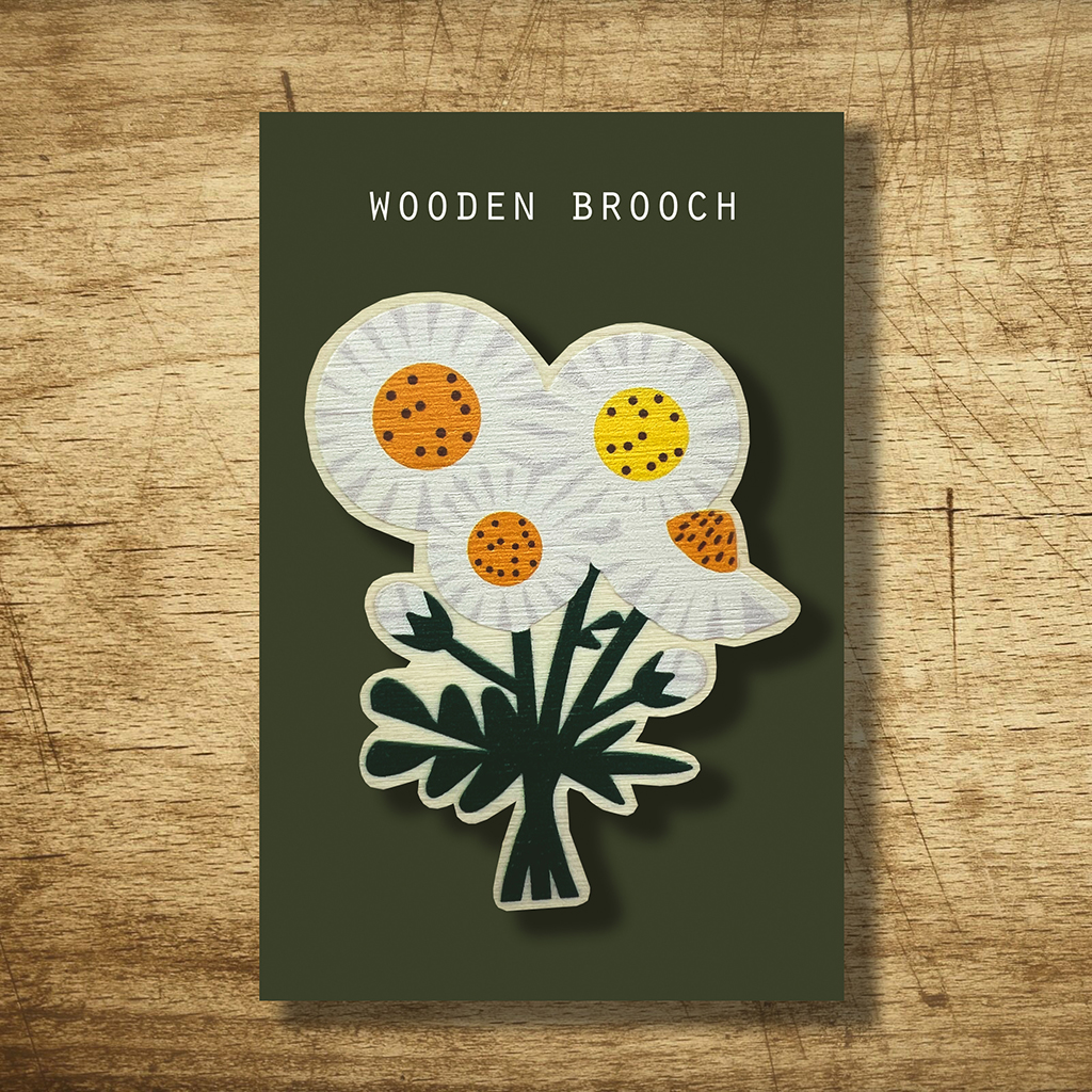 WB5 Daisy Wood Brooch