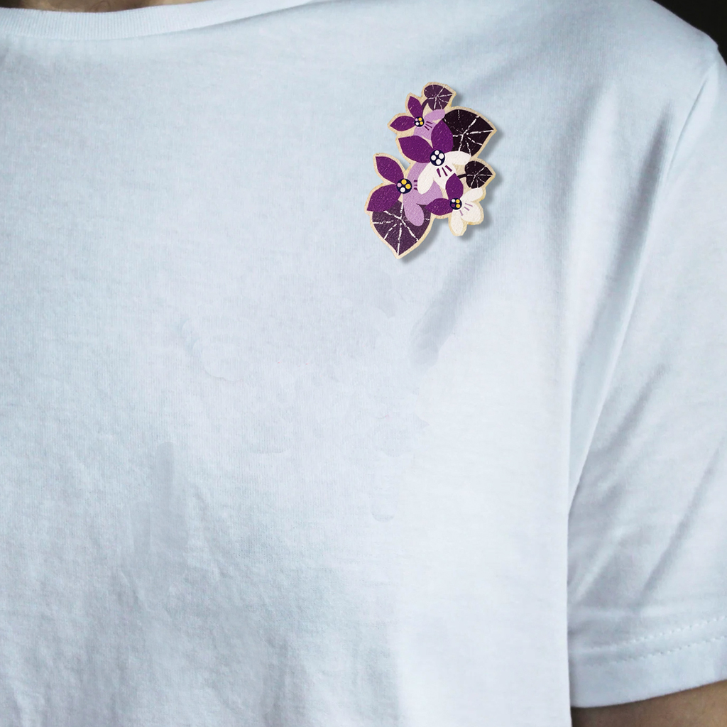 WB3 Violet Wood Brooch - Image 4